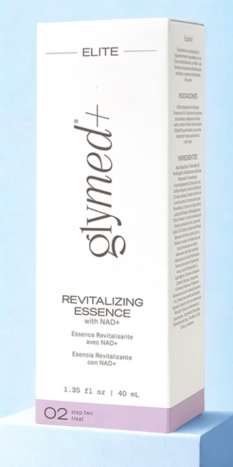 REVITALIZING ESSENCE WITH NAD+